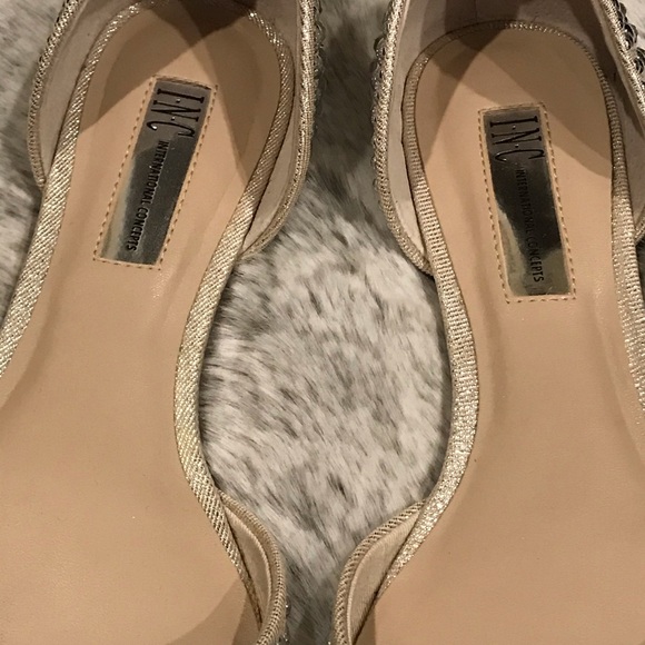 Like new fabric and jeweled flats - Picture 5 of 7